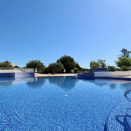Monte B Cd 294 - Cleverdetails, Sleeps 2 Adults And 2 Children, 4 Salted Water Pools