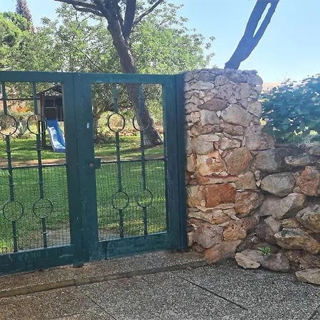 Monte B Cd 294 - Cleverdetails, Sleeps 2 Adults And 2 Children, 4 Salted Water Pools * Quarteira