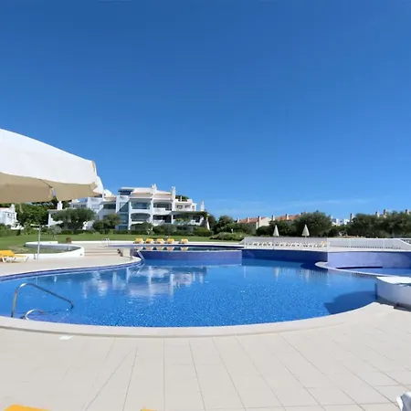 Apartament Monte B Cd 294 - Cleverdetails, Sleeps 2 Adults And 2 Children, 4 Salted Water Pools *