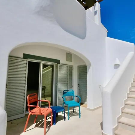 Monte B Cd 294 - Cleverdetails, Sleeps 2 Adults And 2 Children, 4 Salted Water Pools Quarteira