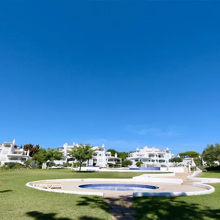 Monte B Cd 294 - Cleverdetails, Sleeps 2 Adults And 2 Children, 4 Salted Water Pools * Quarteira